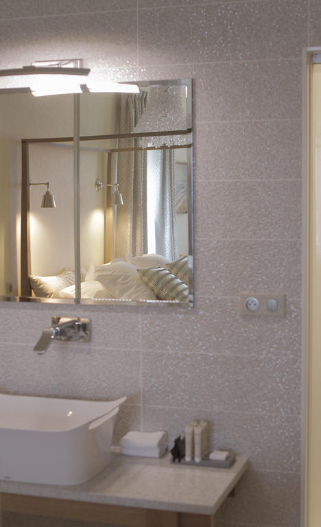La Maison Des Glazicks Plomodiern Phòng bức ảnh